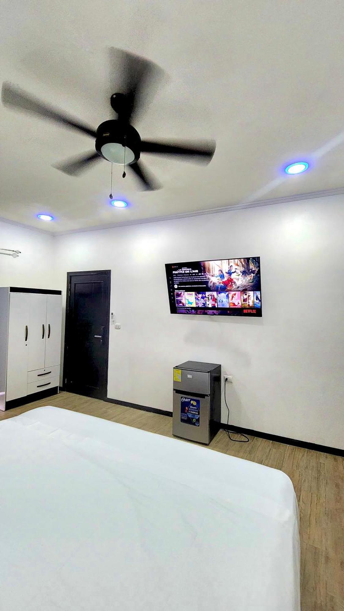 H Et L Apartment Tortuguero Bagian luar foto